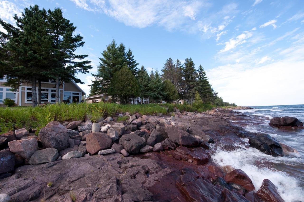 Larsmont Cottages Two Harbors Exterior photo