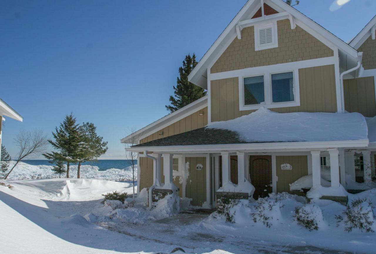 Larsmont Cottages Two Harbors Exterior photo