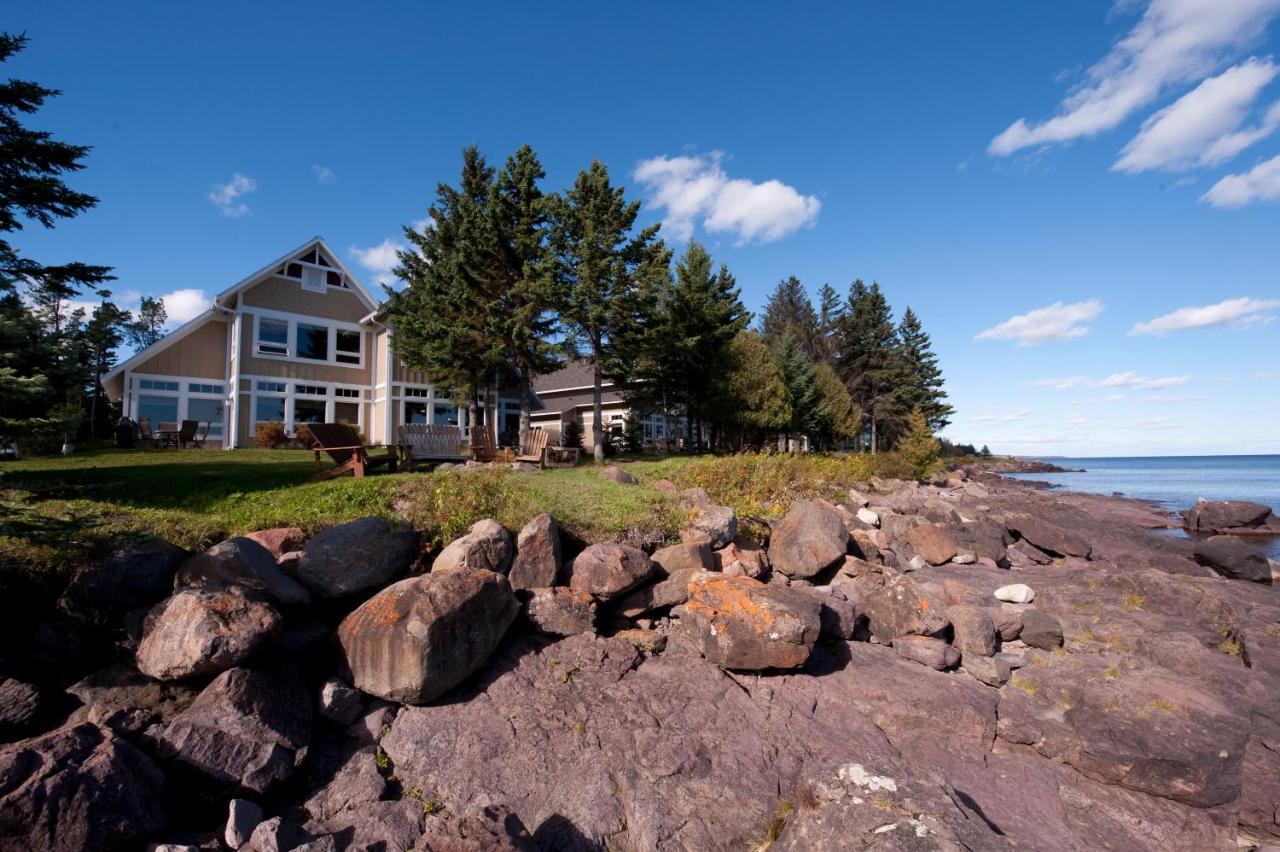 Larsmont Cottages Two Harbors Exterior photo