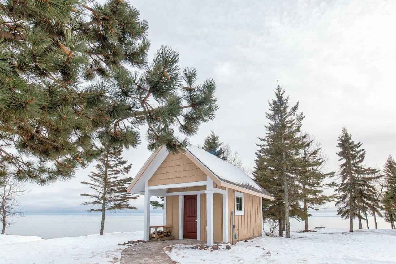 Larsmont Cottages Two Harbors Exterior photo
